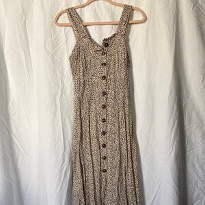 Comfy, stretchy, long summer leopard dress with buttons